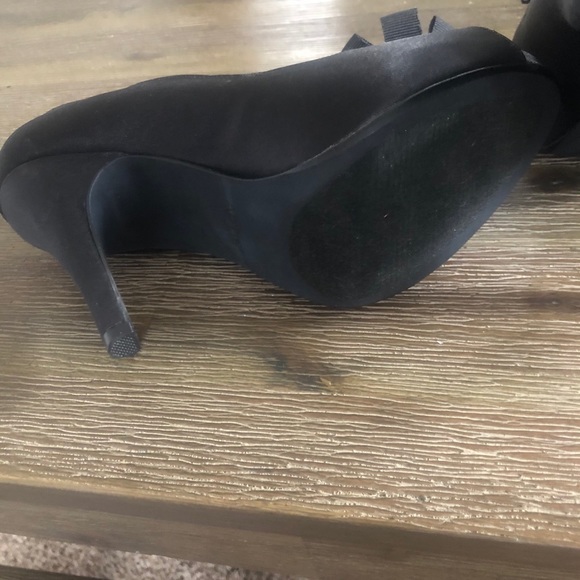 Apt. 9 Black Cocktail Heels - Picture 4 of 4